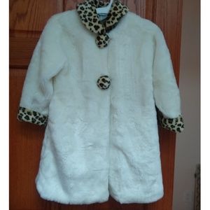 Le Top Fancy Ivory Faux Fur Leopard Trim Coat 6